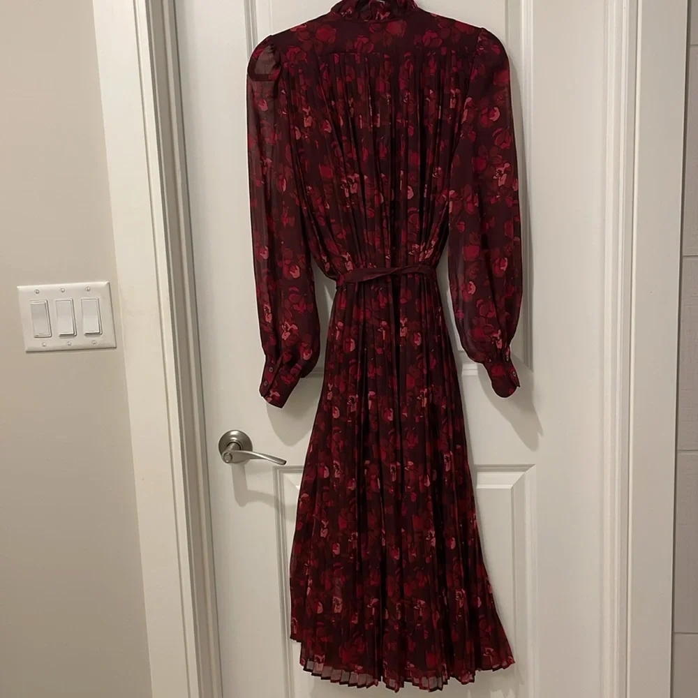 Size Small Banana Republic Long Floral Dress - Picture 6 of 6